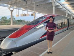 Libur Sekolah, Gangguan Layang-Layang Hambat Perjalanan Kereta Cepat Whoosh hingga 50 Kali
