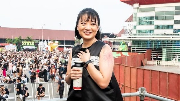 Leony Diajak Duduk Bersama
