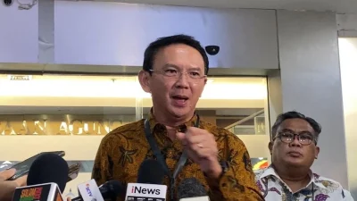 Ahok Bersaksi di Sidang