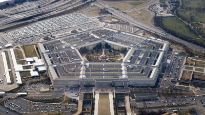 Trump Perintahkan Pentagon Buka Rahasia Alien dan UFO Konspirasi Berakhir