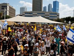 Demonstrasi Tel Aviv Soroti Ketimpangan Hukum terhadap Warga Arab