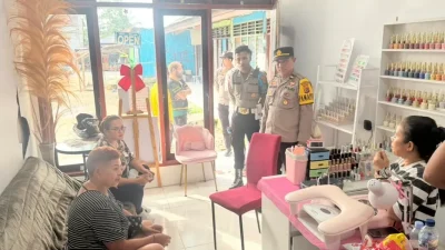 Polwan di Rote Ndao NTT