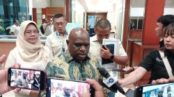 Menteri Pigai Kritik Feri Amsari dan Ubedilah Badrun Tak Bisa Dipidana