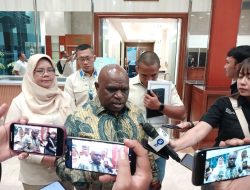 Menteri Pigai Kritik Feri Amsari dan Ubedilah Badrun Tak Bisa Dipidana